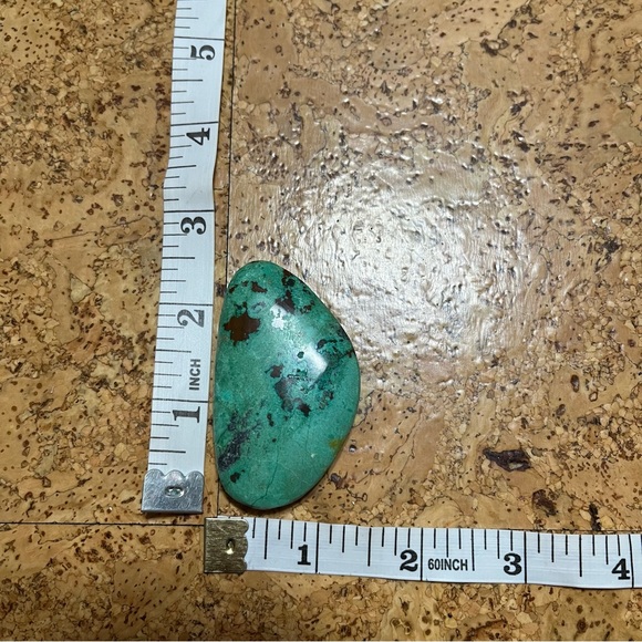 Turquoise With Cuperite Crystal - Picture 15 of 15